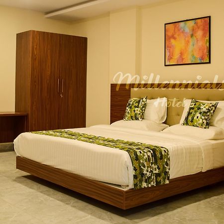 S R Plaza At Delhi Airport Hotel นิวเดลี ภายนอก รูปภาพ