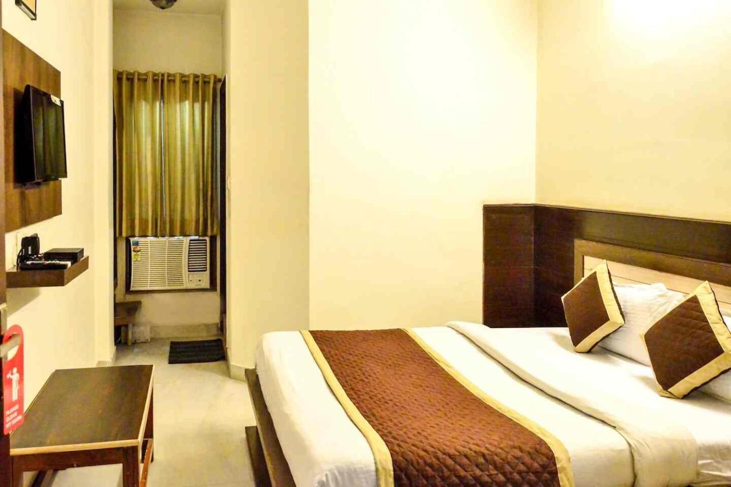 S R Plaza At Delhi Airport Hotel นิวเดลี ภายนอก รูปภาพ