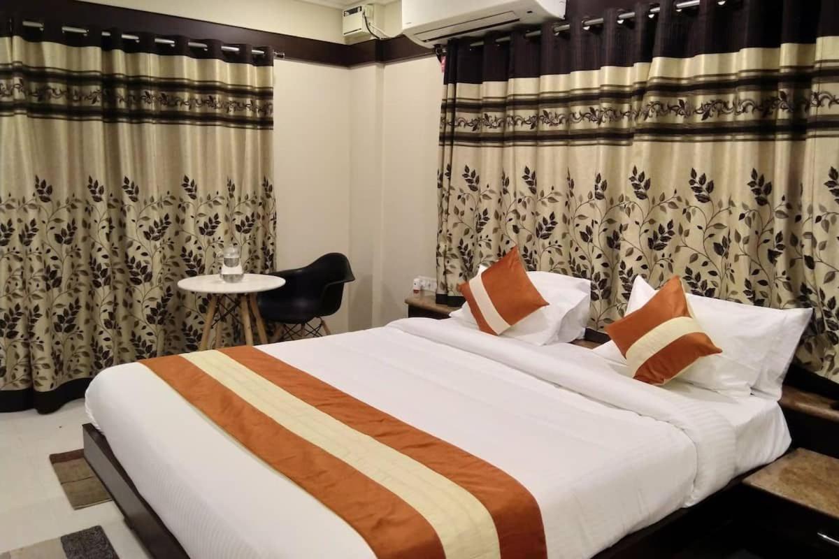 S R Plaza At Delhi Airport Hotel นิวเดลี ภายนอก รูปภาพ
